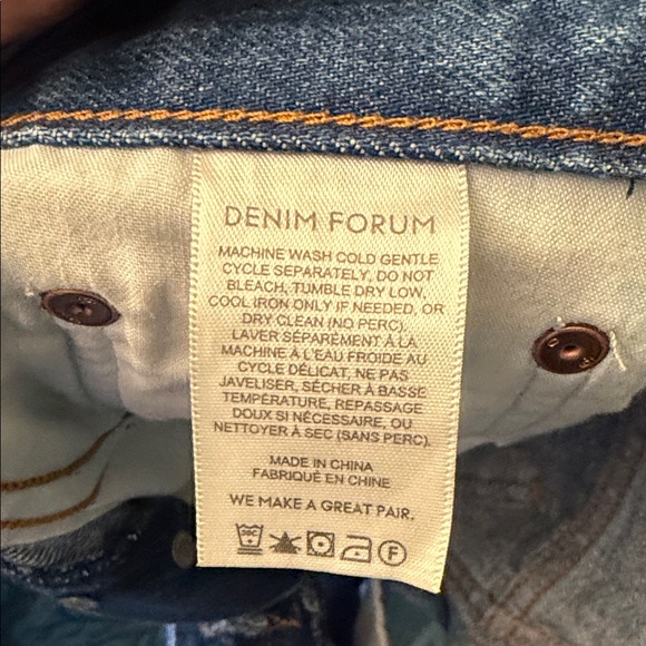 Aritzia Denim Forum The Ex Boyfriend Distressed Cutoff Jean Shorts Womens 24 - Picture 5 of 10